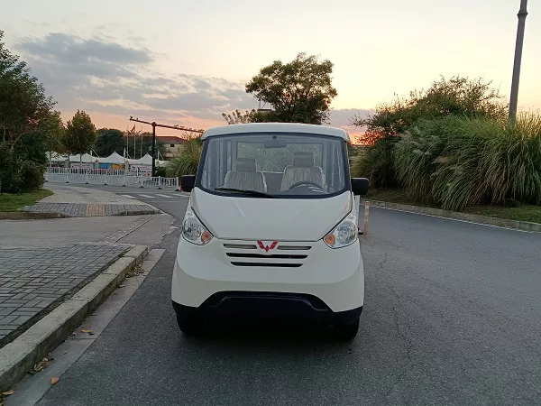 青田四輪電動車