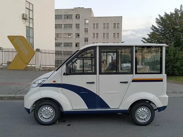 青田四輪電動車